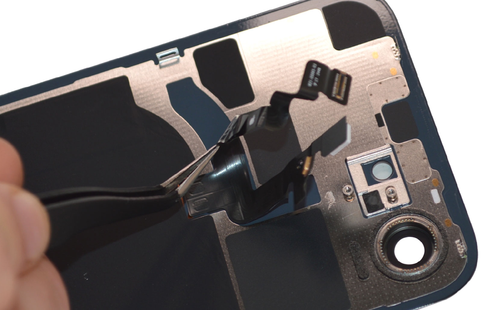 Guide de réparation sur iPhone 16e photo 3