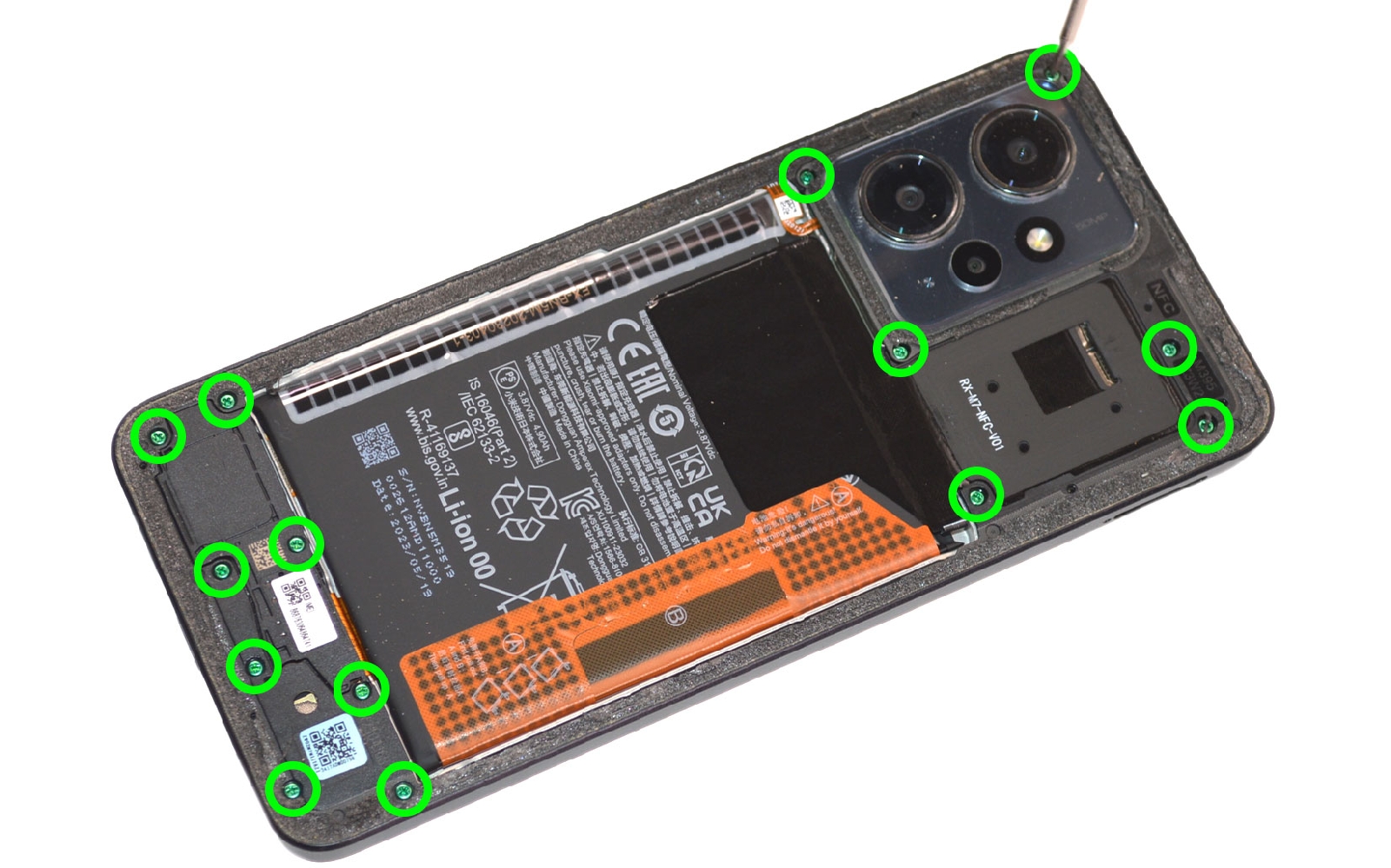 Comment changer le connecteur de charge  sur Redmi Note 12 (4G) photo 1