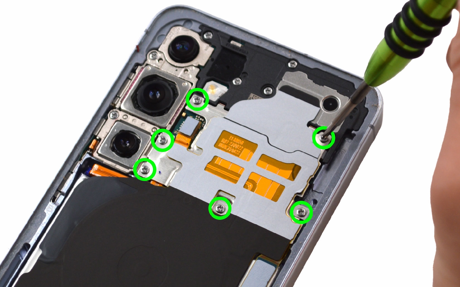Comment changer le connecteur de charge  sur Galaxy S24 photo 1