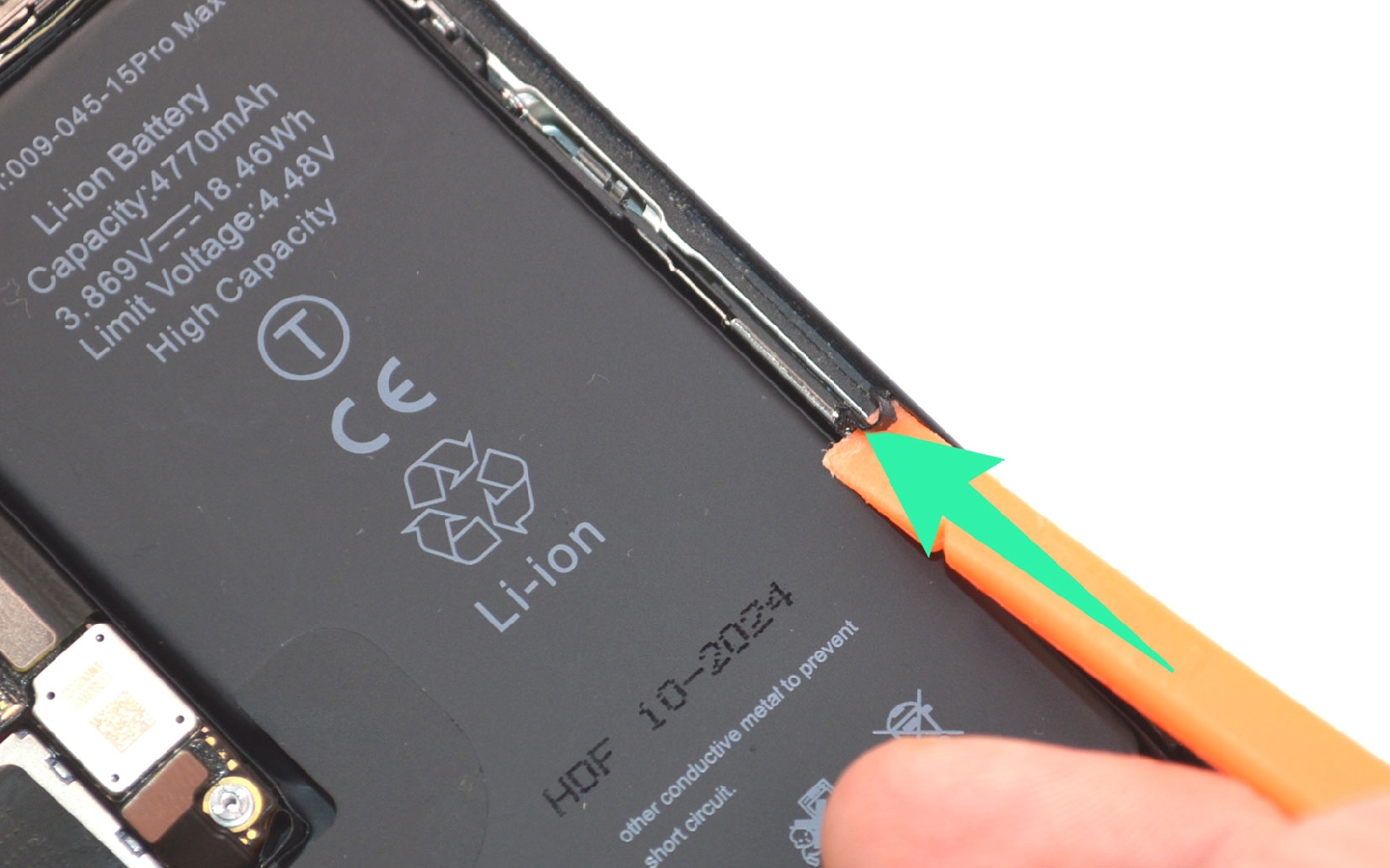 Comment changer le connecteur de charge  sur iPhone 15 Pro Max photo 1