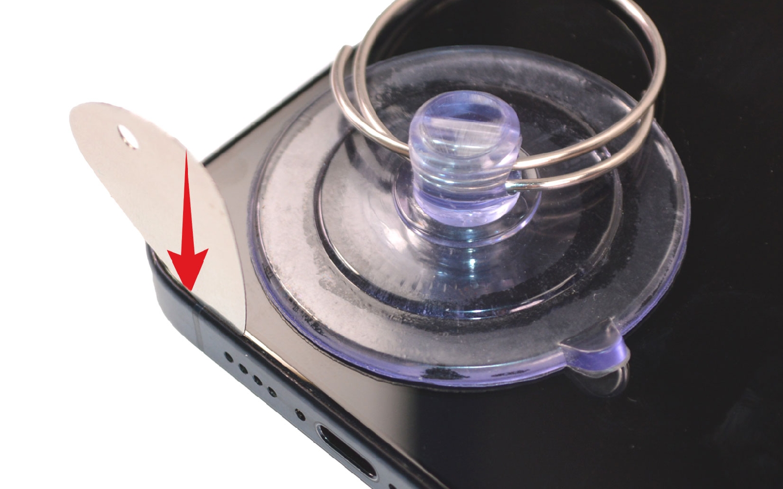 Comment changer le connecteur de charge  sur iPhone 15 Pro Max photo 1