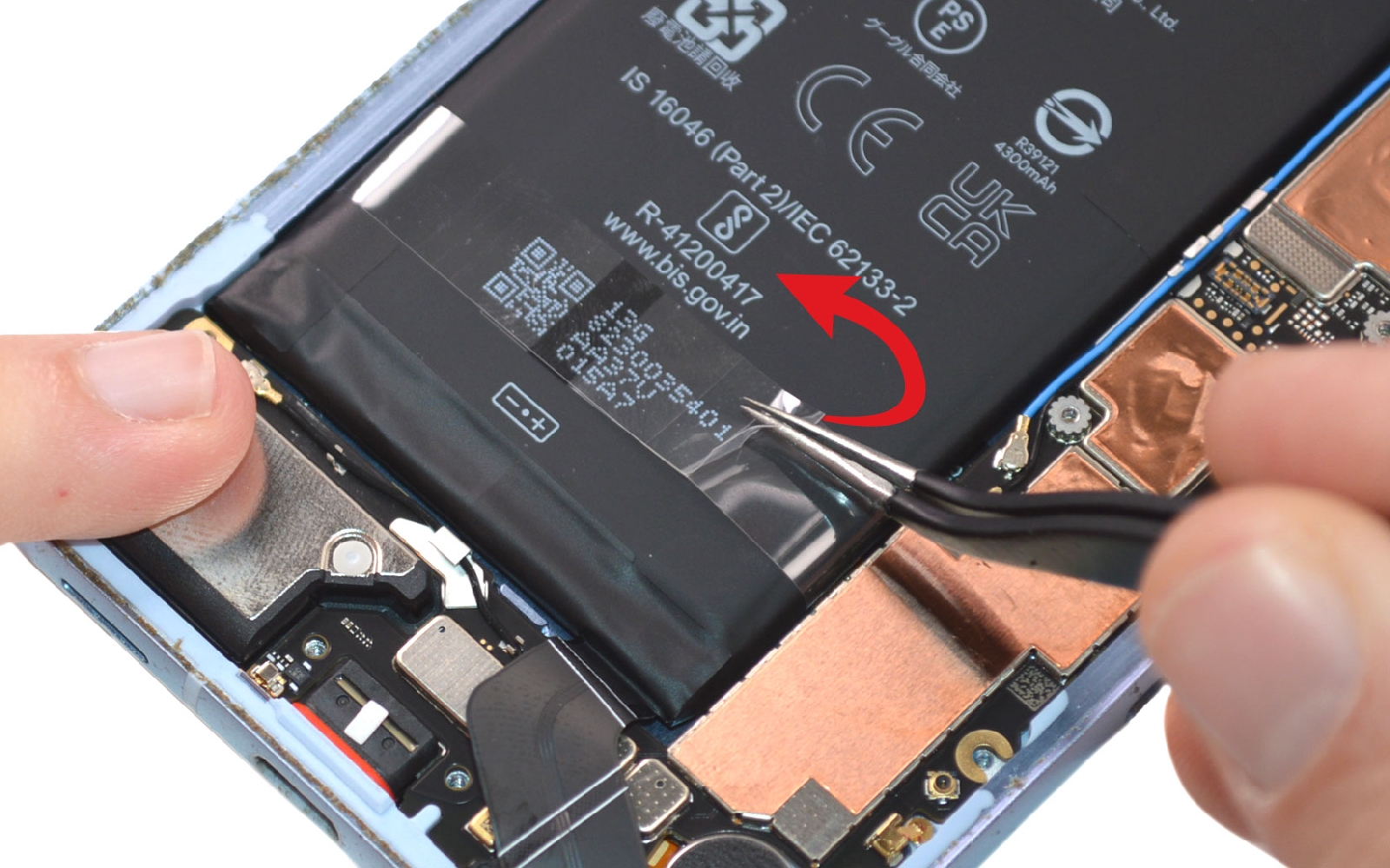 Comment changer la batterie sur Pixel 7A photo 1