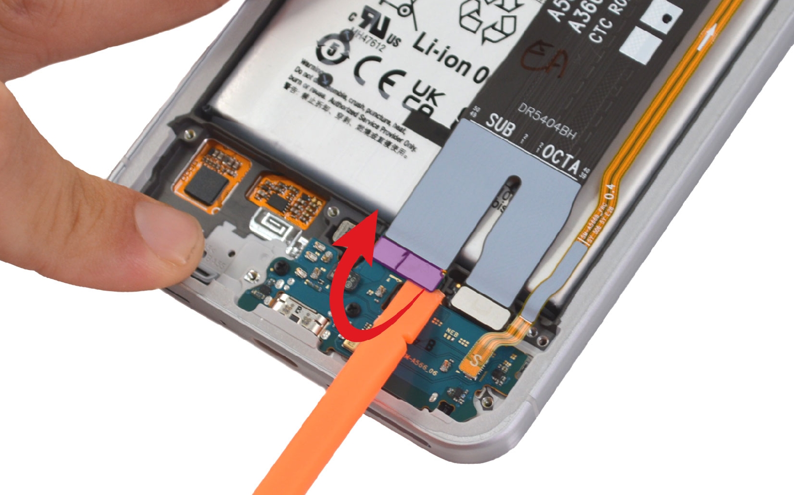 Comment changer la batterie sur Galaxy A56 (5G) photo 3