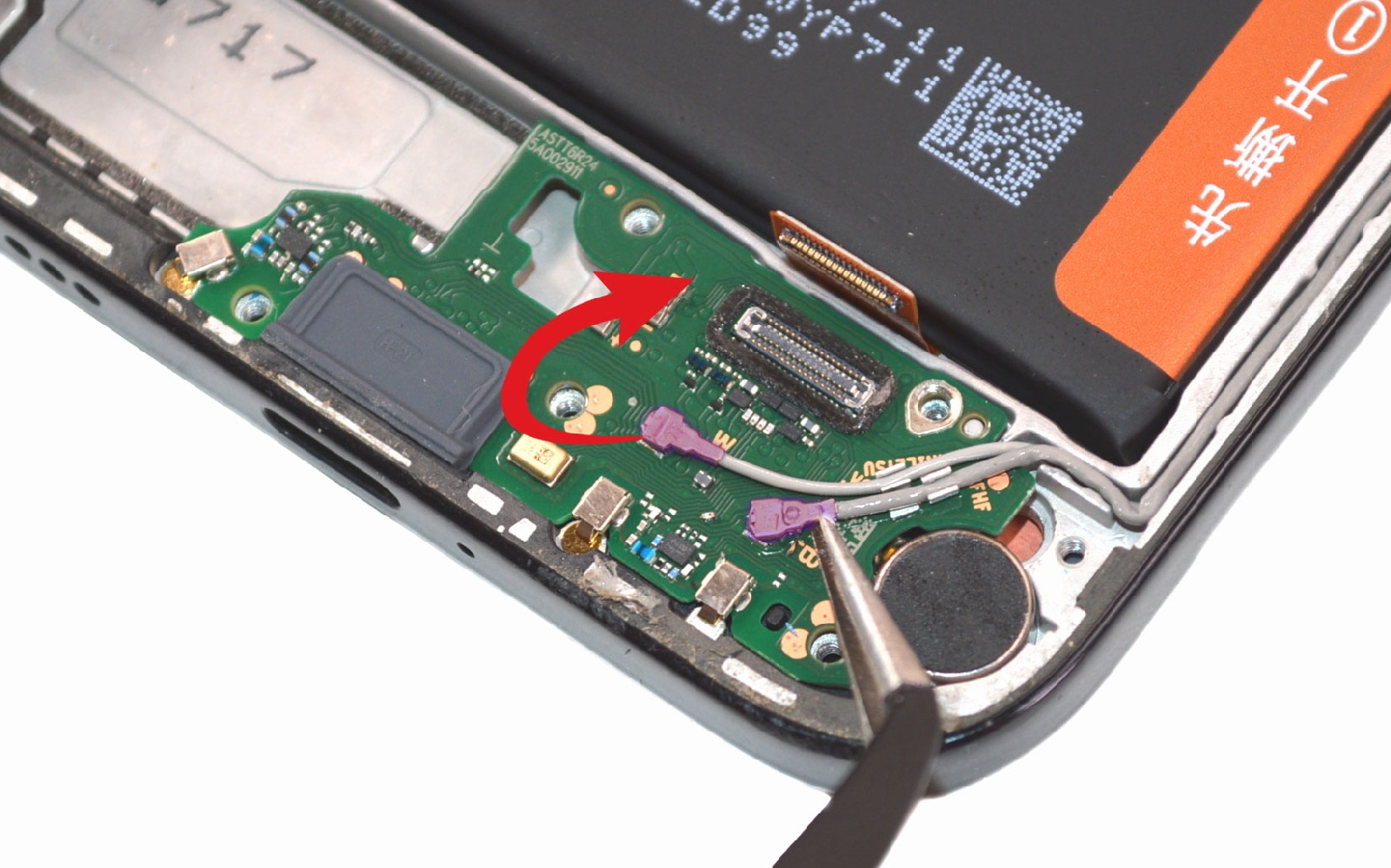 Comment changer le connecteur de charge  sur Honor 200 Lite photo 3