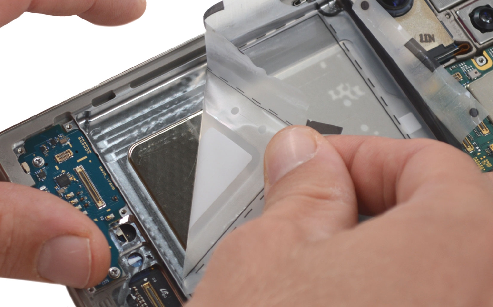 Comment changer la batterie sur Galaxy S25 Ultra photo 4