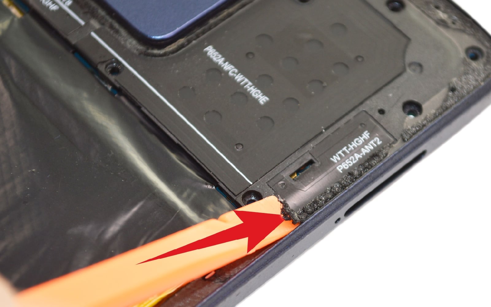 Comment changer la batterie sur Moto G84 photo 1