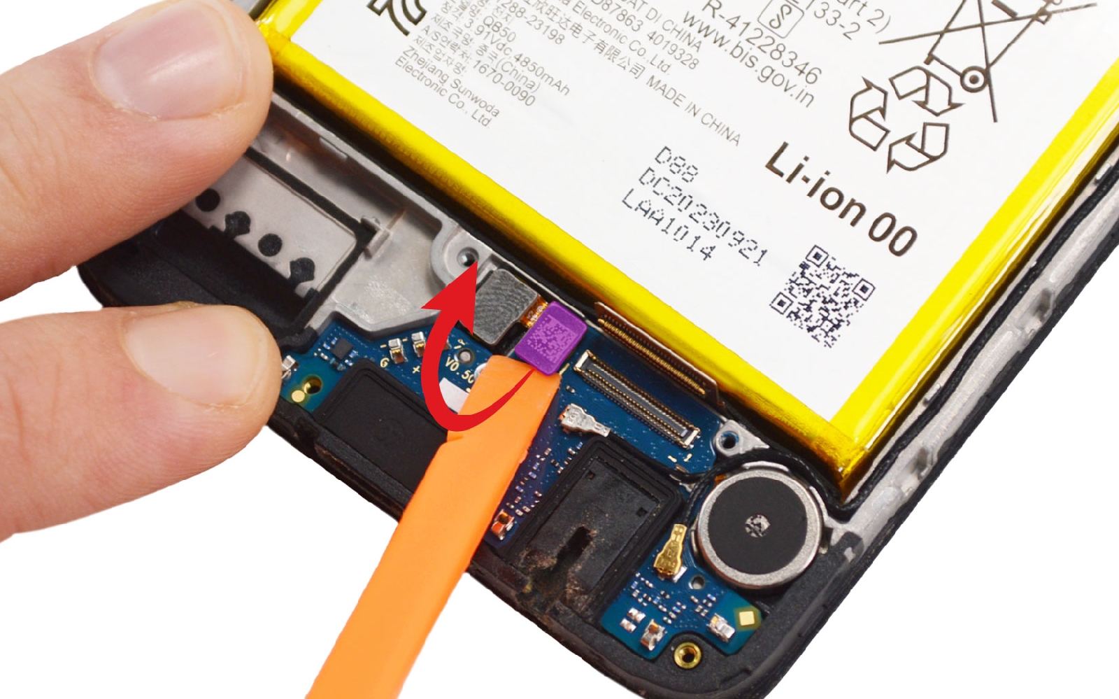 Comment changer le connecteur de charge sur Moto G84 photo 2