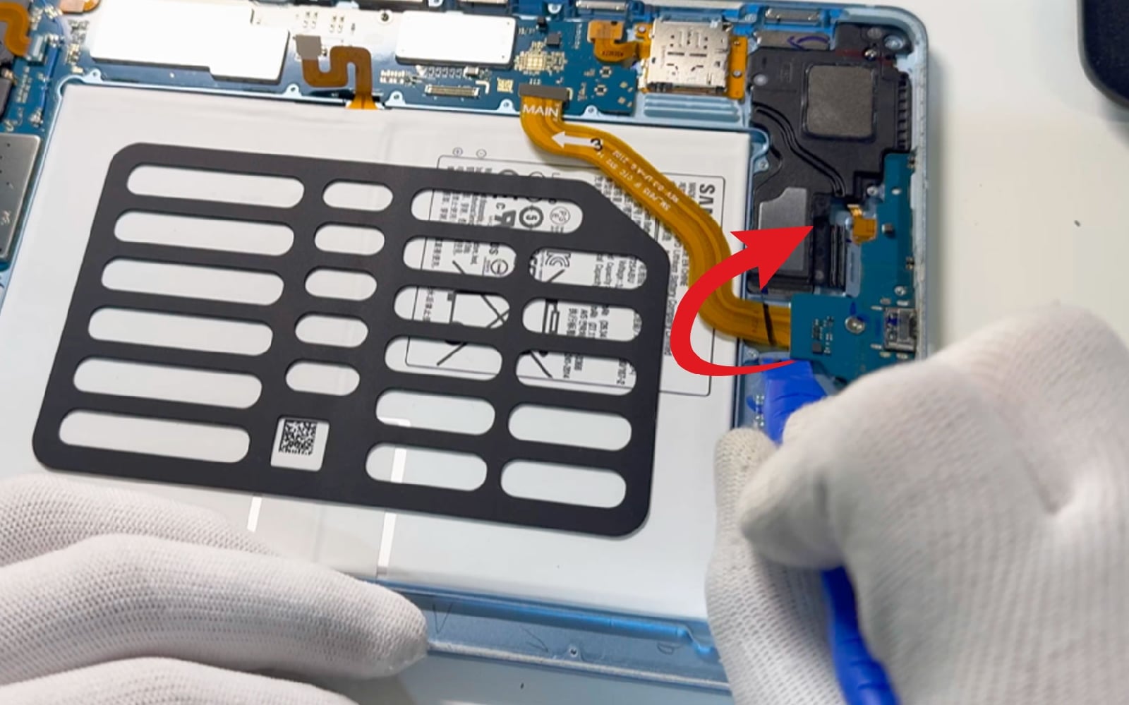 Comment changer la batterie sur Galaxy Tab S6 Lite 10-4 (SM-P610-SM-P615) photo 3