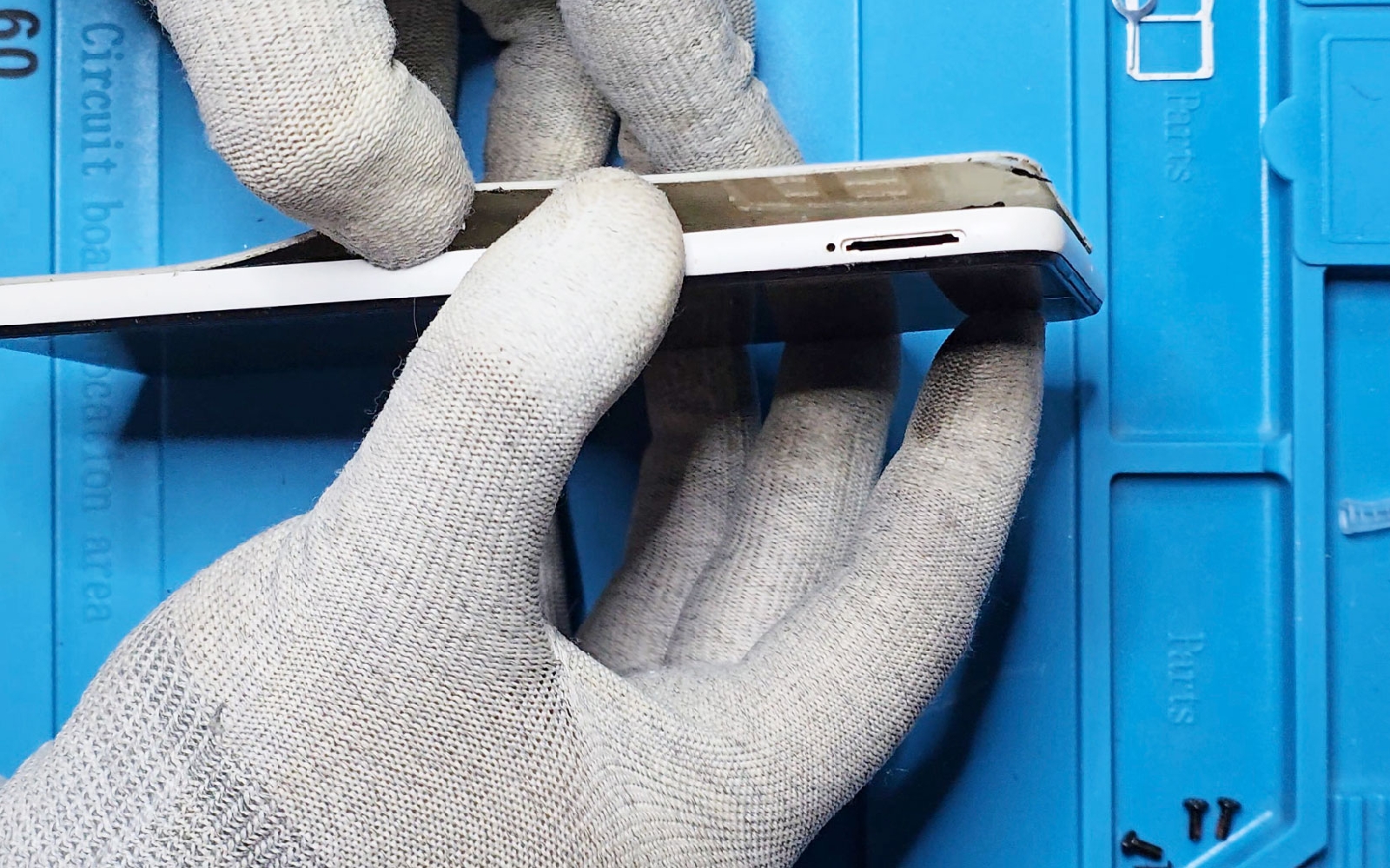 Comment remplacer le bloc écran sur Galaxy A22 photo 1