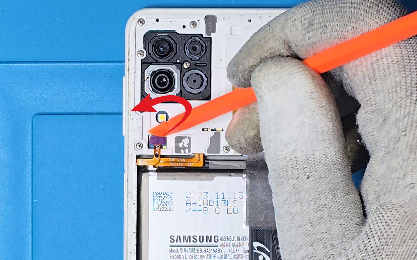 Comment changer le connecteur de charge  sur Galaxy A22 photo 1