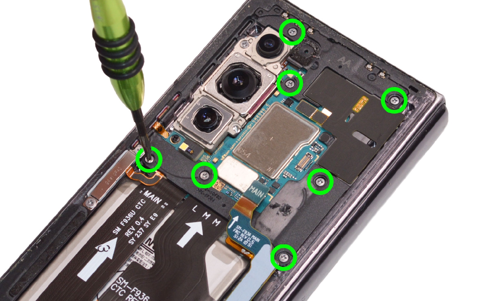 Comment changer l'écran externe et la batterie secondaire sur Galaxy Z Fold4 photo 1