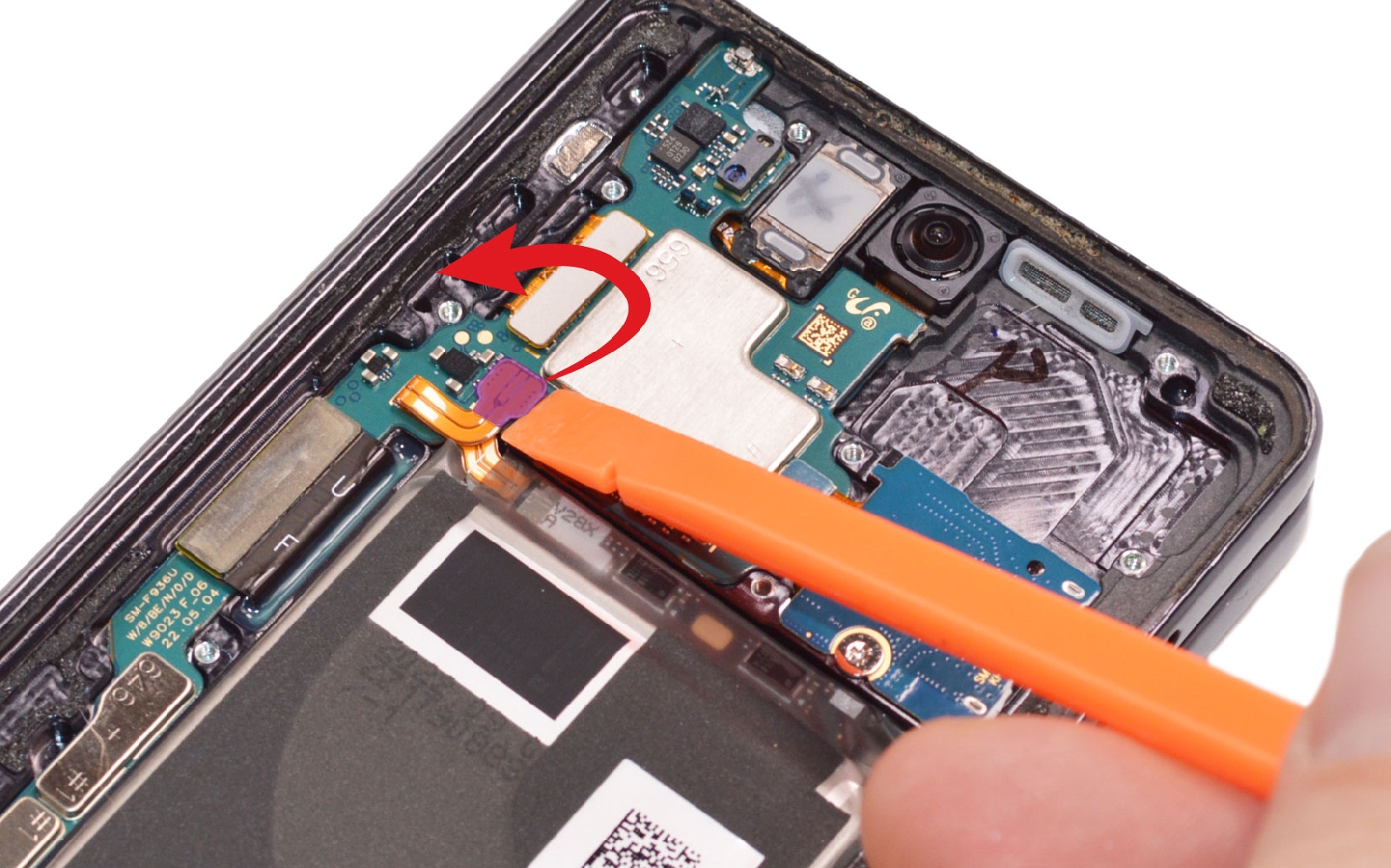 Comment changer l'écran externe et la batterie secondaire sur Galaxy Z Fold4 photo 4