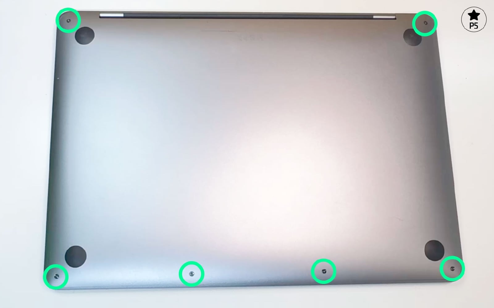 Comment changer les haut-parleurs sur Macbook Pro 13 pouces M2 A2338 EMC 8162 - 2022 photo 1