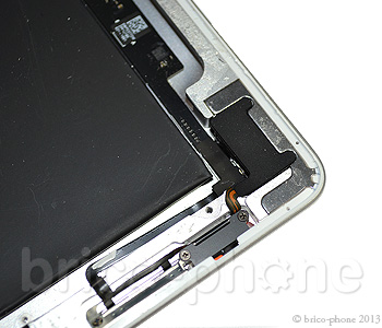 Changement de nappe Power sur iPad déjà ouvert (2ème génération) sur iPad 2 photo 1