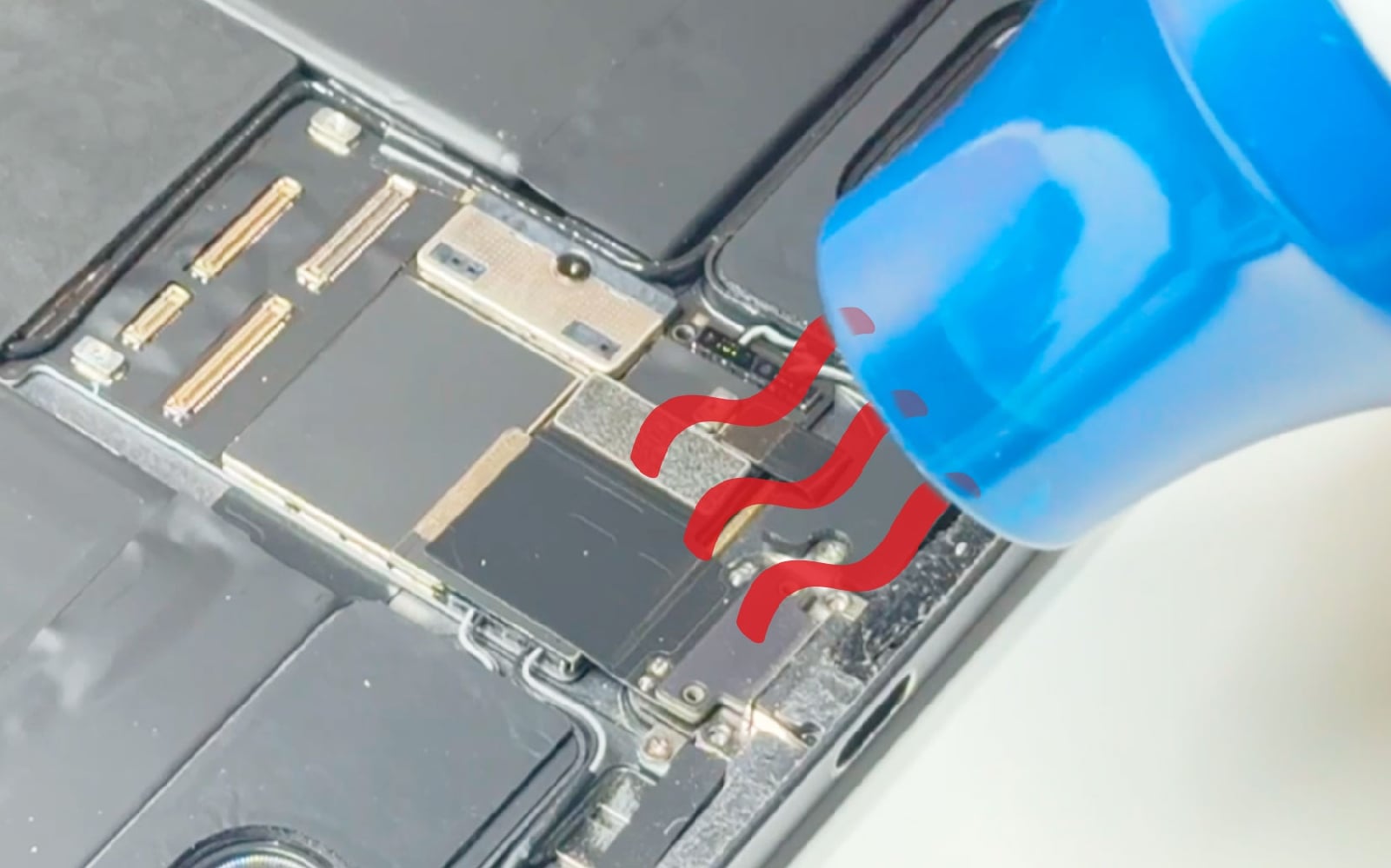 Comment changer le connecteur de charge  sur iPad Pro 11 2020 photo 3