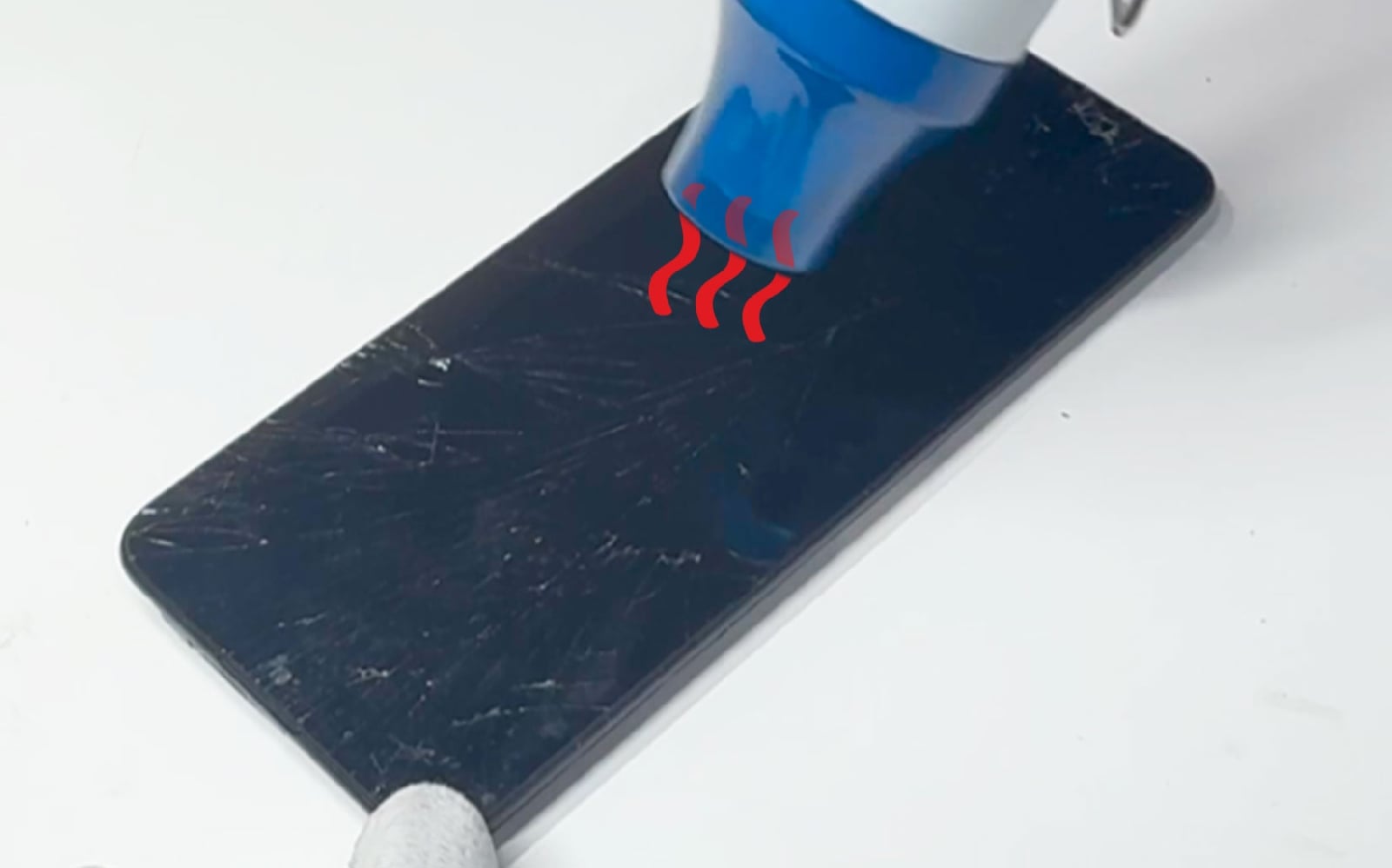 Changement du bloc écran sur Honor X7 photo 3