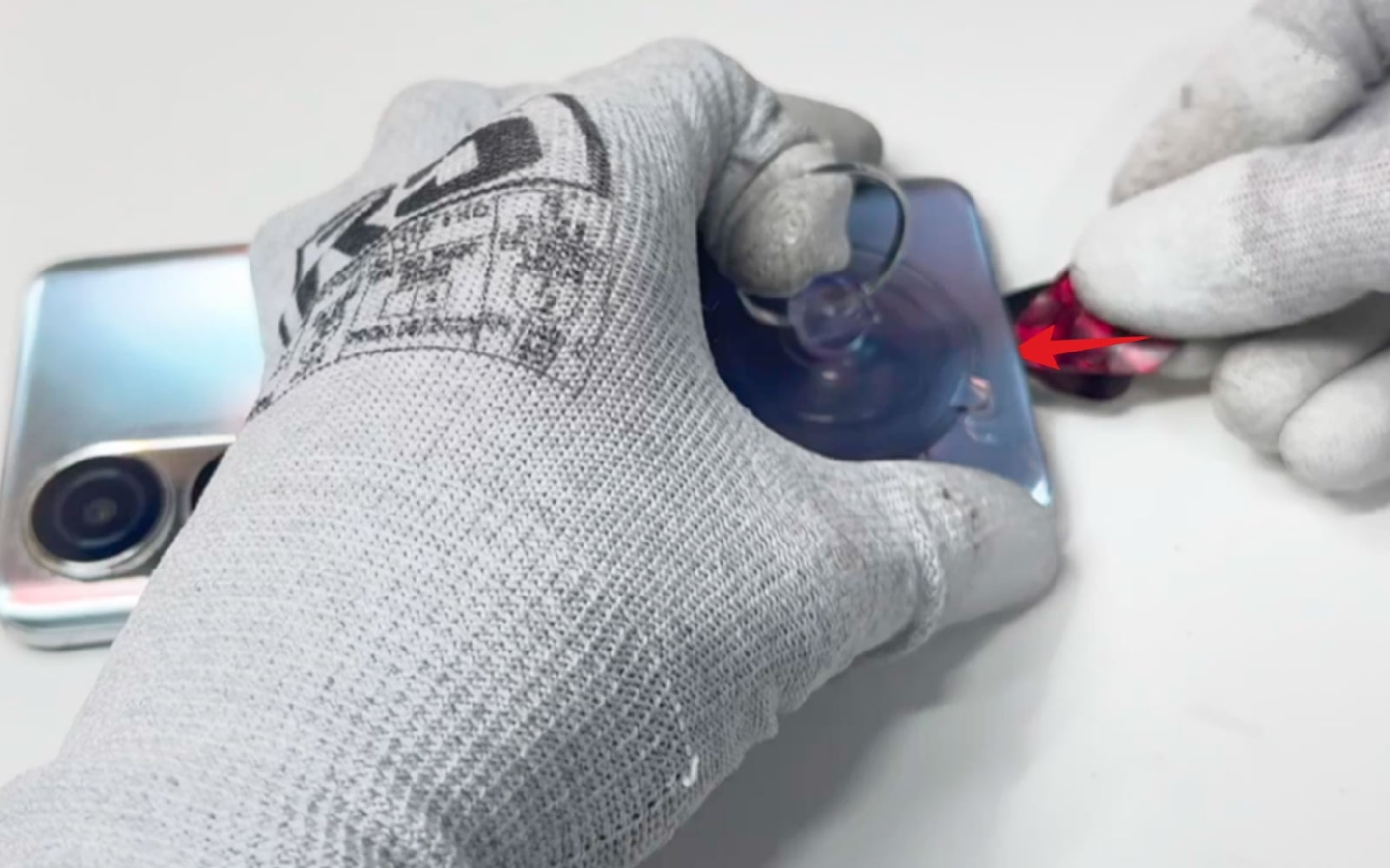 Changement du bloc écran sur Honor X7 photo 3