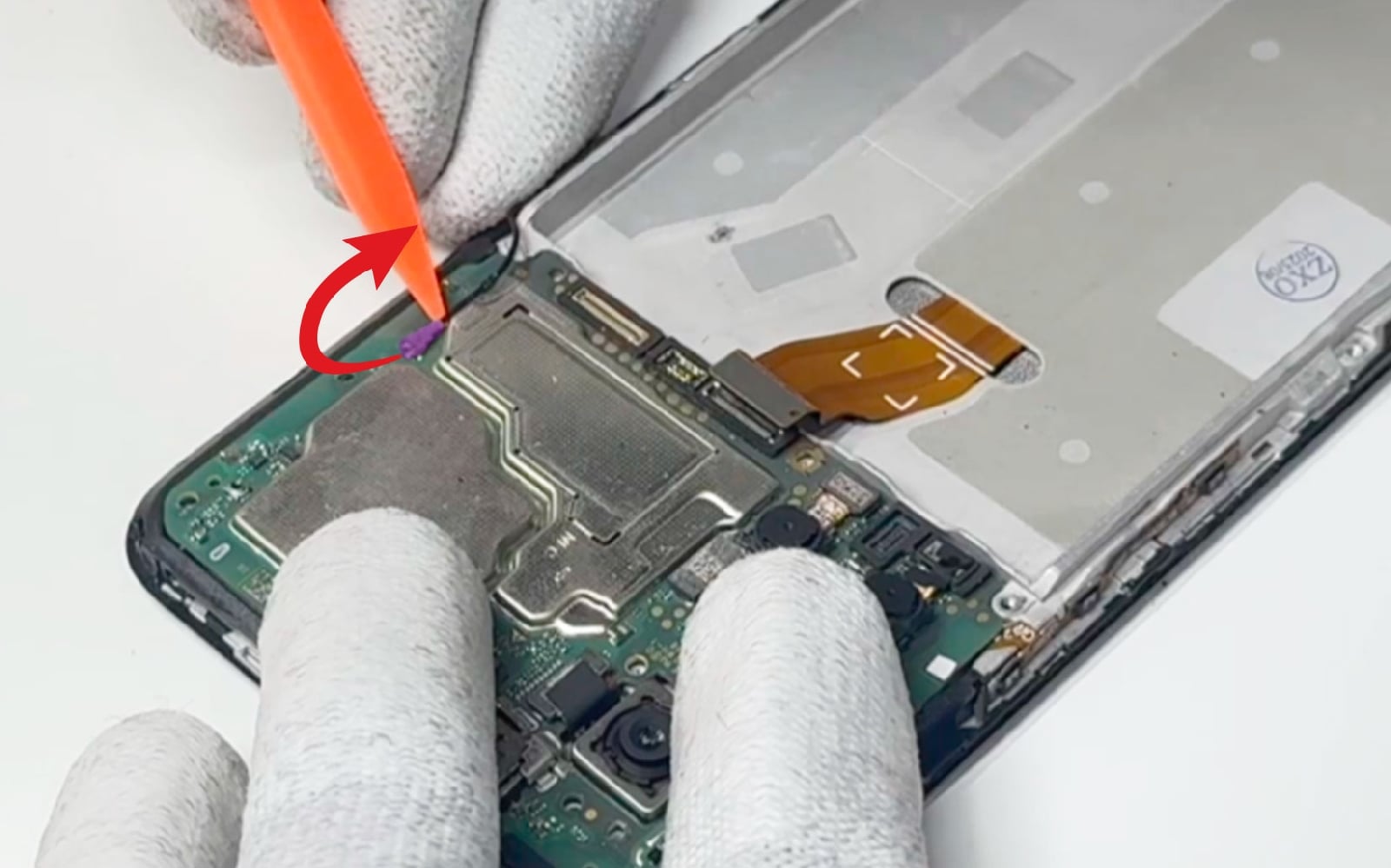 Changement du bloc écran sur Honor X7 photo 1