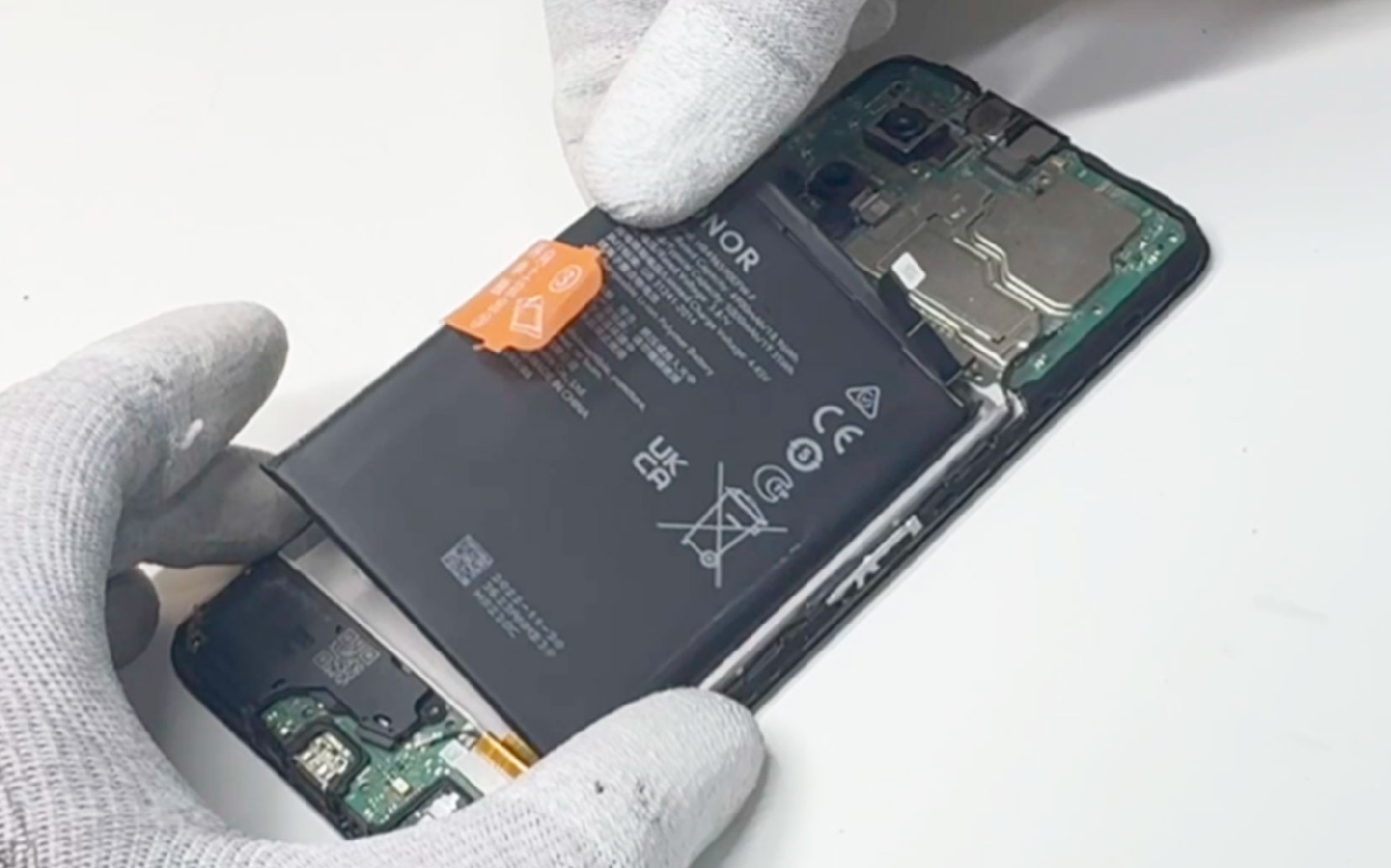 Changement du bloc écran sur Honor X7 photo 2