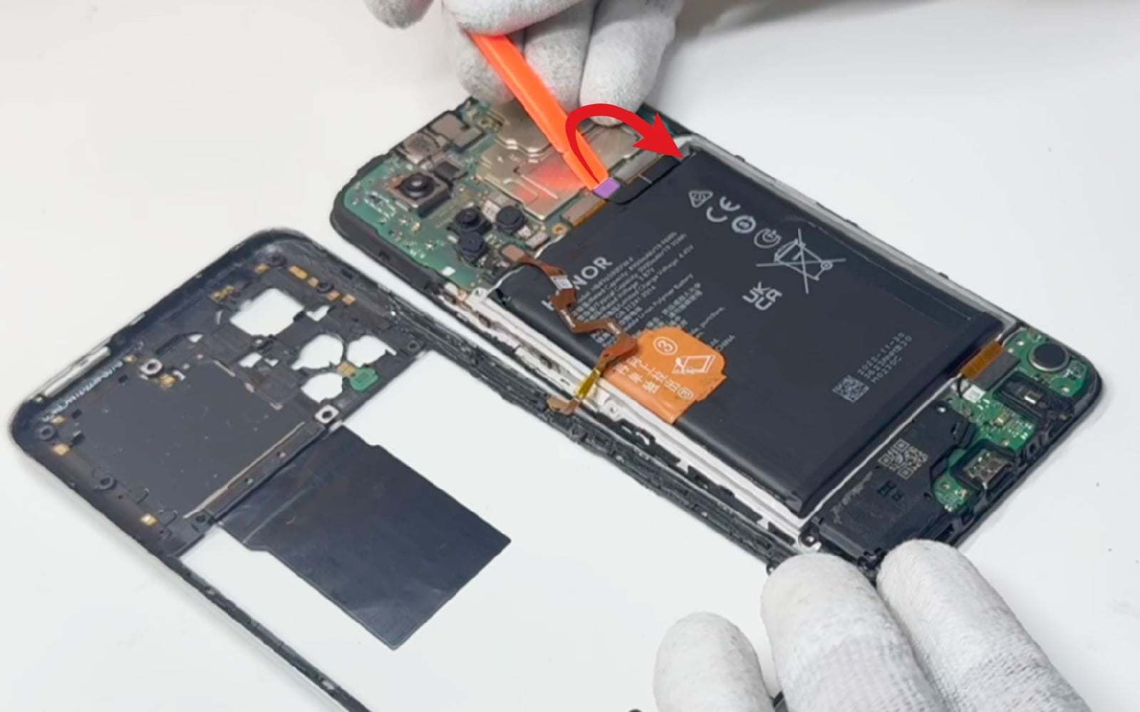 Changement du connecteur de charge sur Honor X7 photo 1