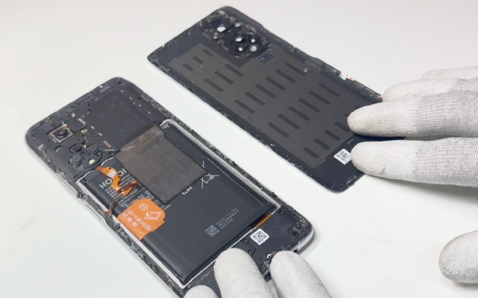 Changement du connecteur de charge sur Honor X7 photo 3