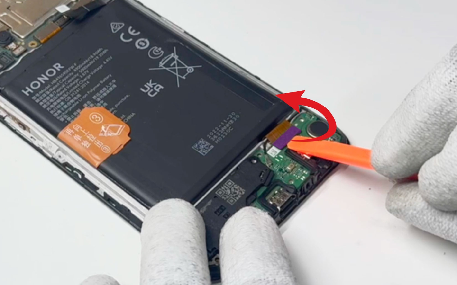 Changement du connecteur de charge sur Honor X7 photo 1