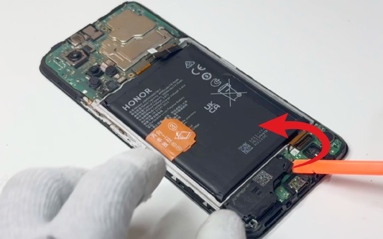 Changement du connecteur de charge sur Honor X7 photo 2