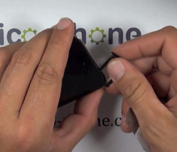 Changement d'écran (vitre+LCD) sur iPod touch 4 photo 1