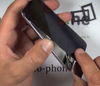 Changement d'écran (vitre+LCD) sur iPod touch 4 photo 1