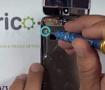 Changement d'écran (vitre+LCD) sur iPod touch 4 photo 1