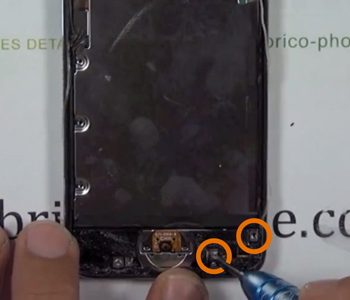 Changement d'écran (vitre+LCD) sur iPod touch 4 photo 1