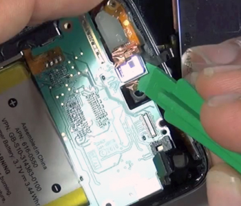 Changement d'écran (vitre+LCD) sur iPod touch 4 photo 1