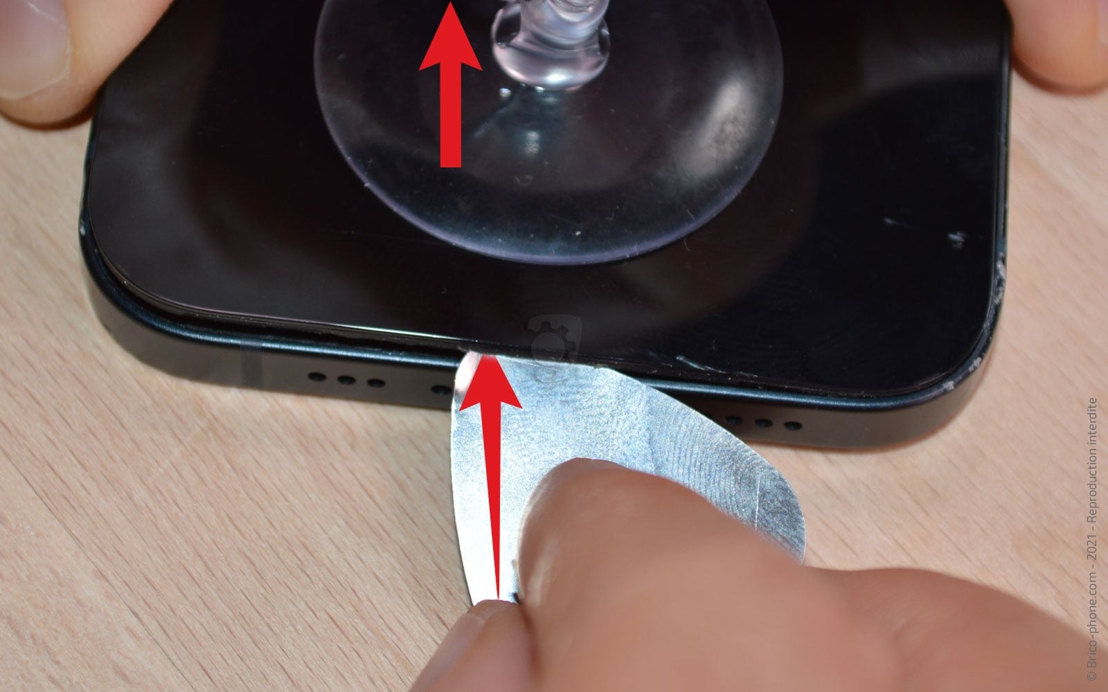 Comment changer le lecteur SIM sur iPhone 13 photo 3