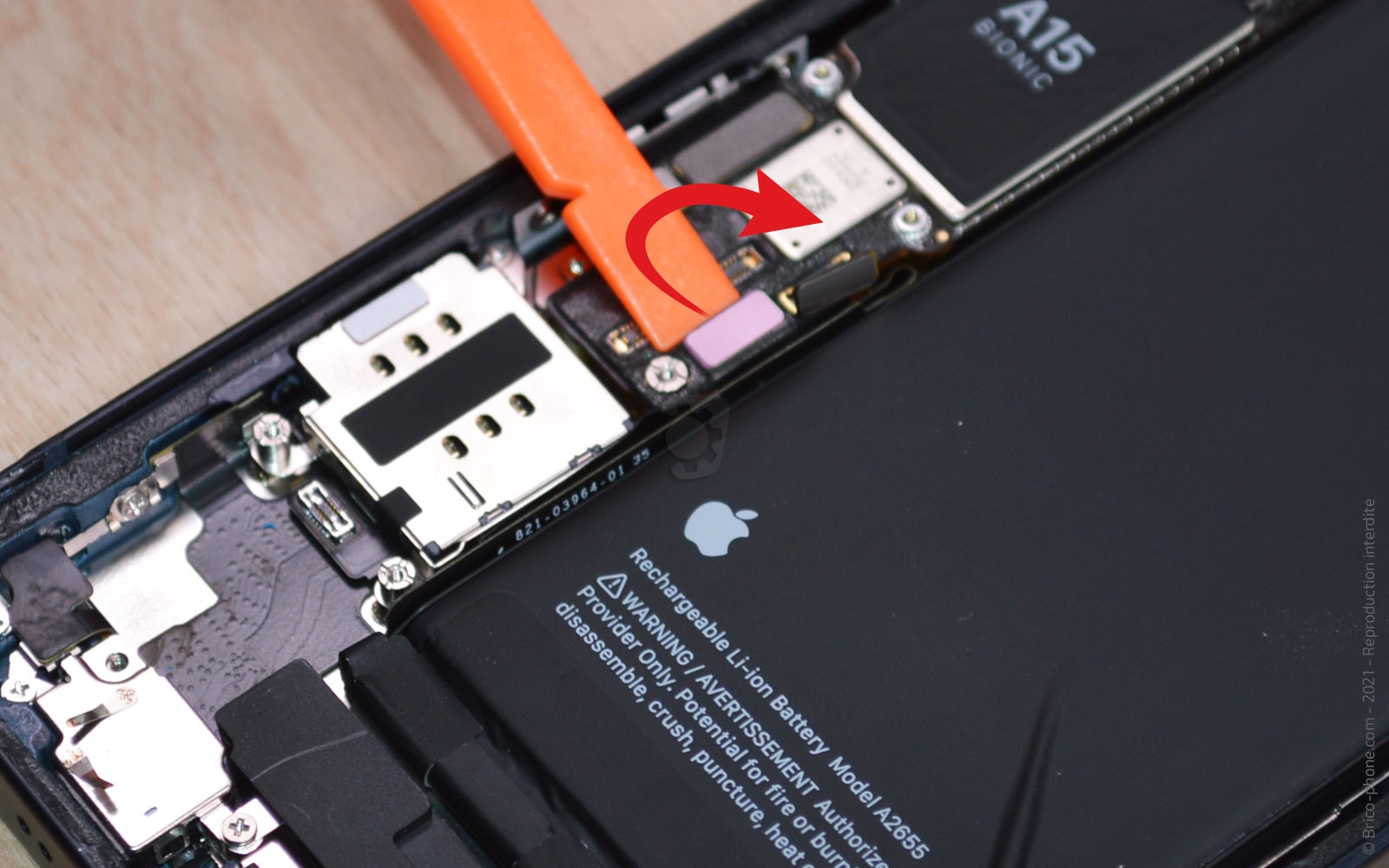 Comment changer le lecteur SIM sur iPhone 13 photo 1