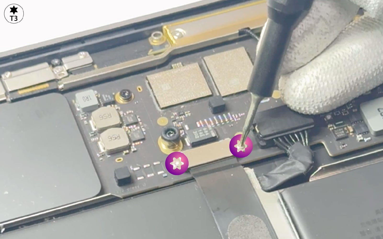 Comment changer la batterie sur Macbook Air 13 pouces M1 A2337 EMC 3598 - 2020 photo 1