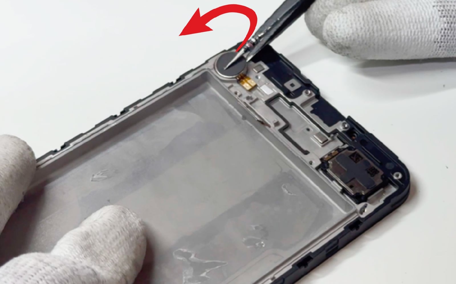 Comment changer le bloc écran sur Galaxy A17 4G photo 1