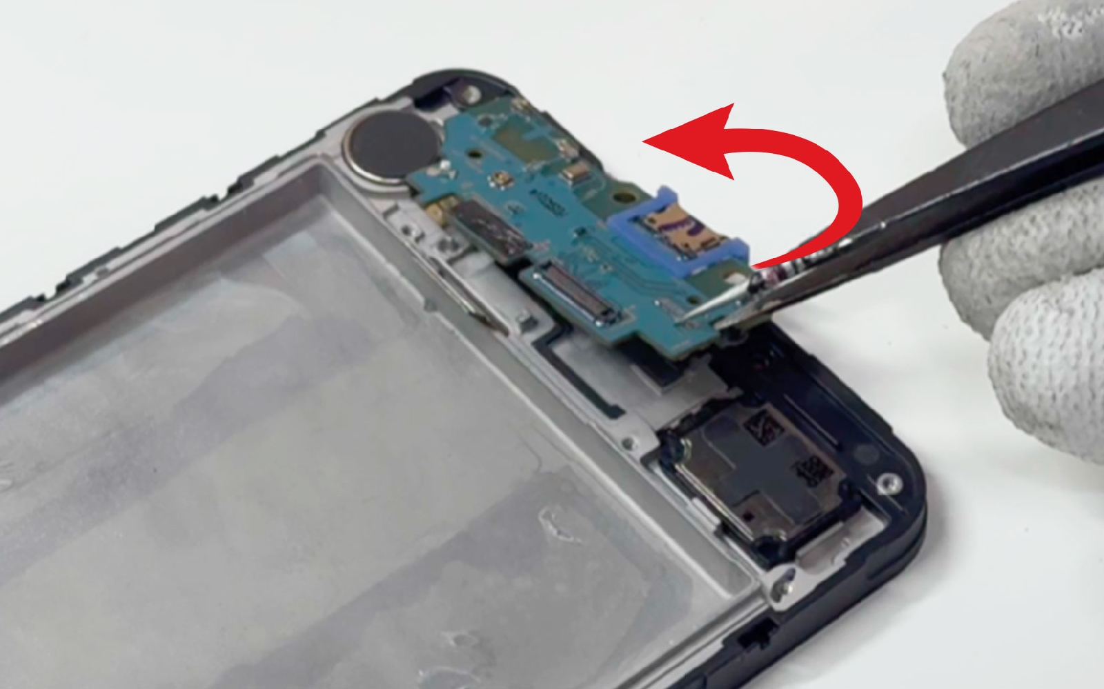 Comment changer le bloc écran sur Galaxy A17 4G photo 4