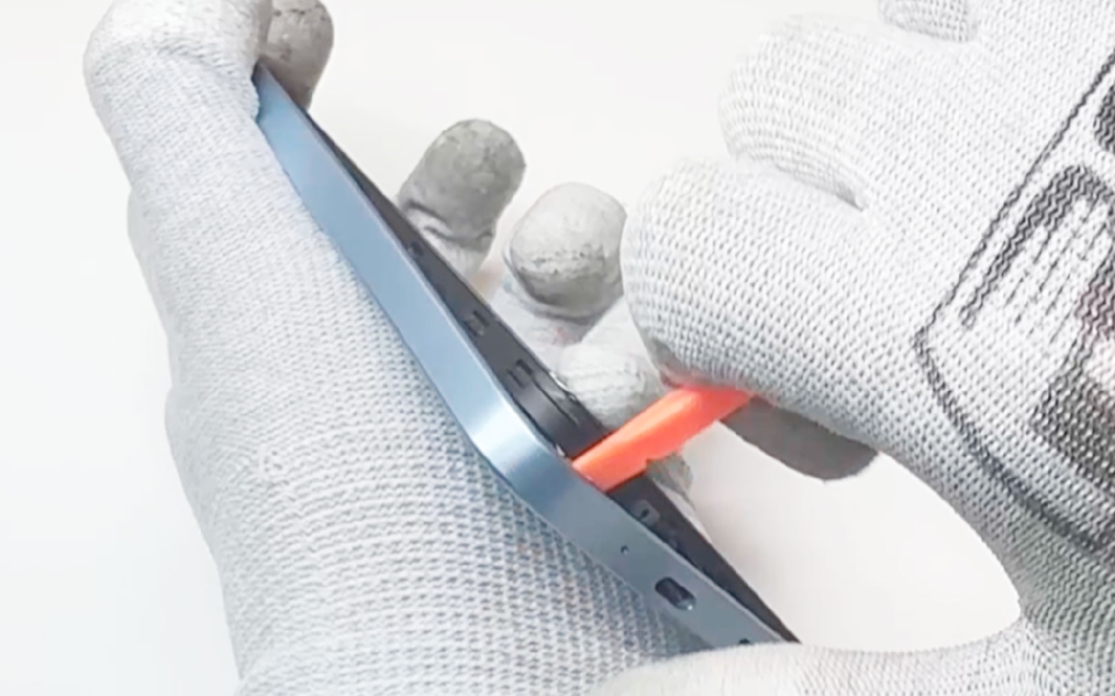 Comment changer le connecteur de charge sur Galaxy A17 4G photo 2