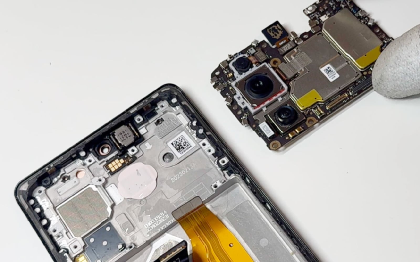 Guide de réparation sur Honor 70 photo 4