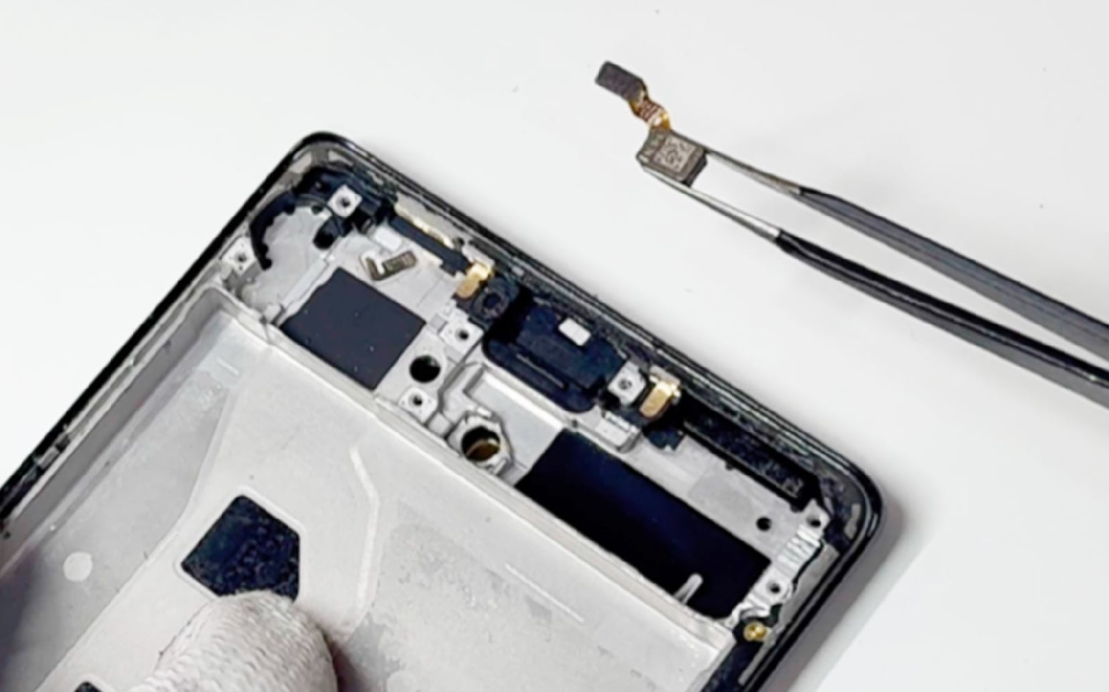 Comment changer l'écran sur Honor 70 photo 2