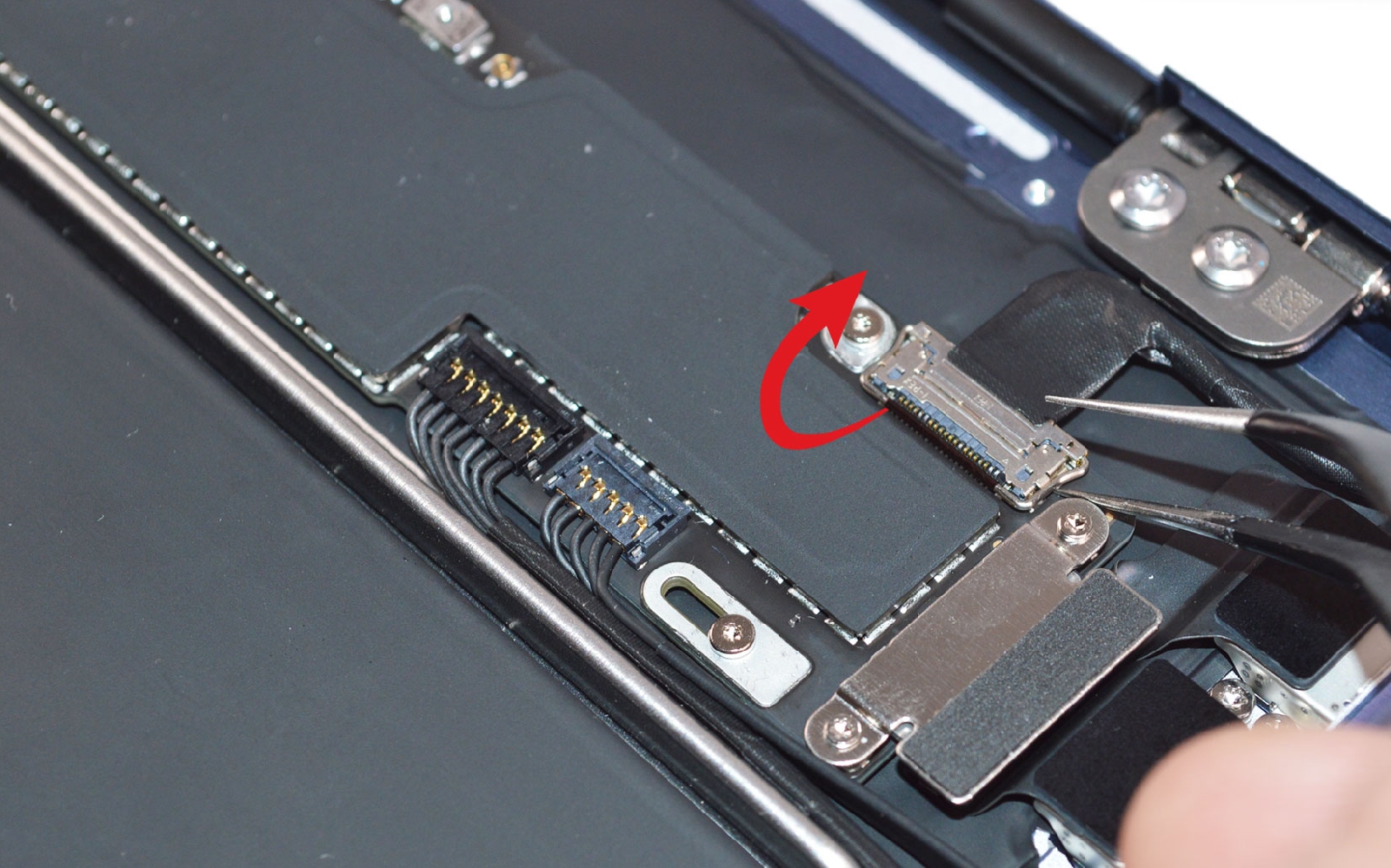 Comment changer l'écran sur Macbook Neo 13 pouces photo 1