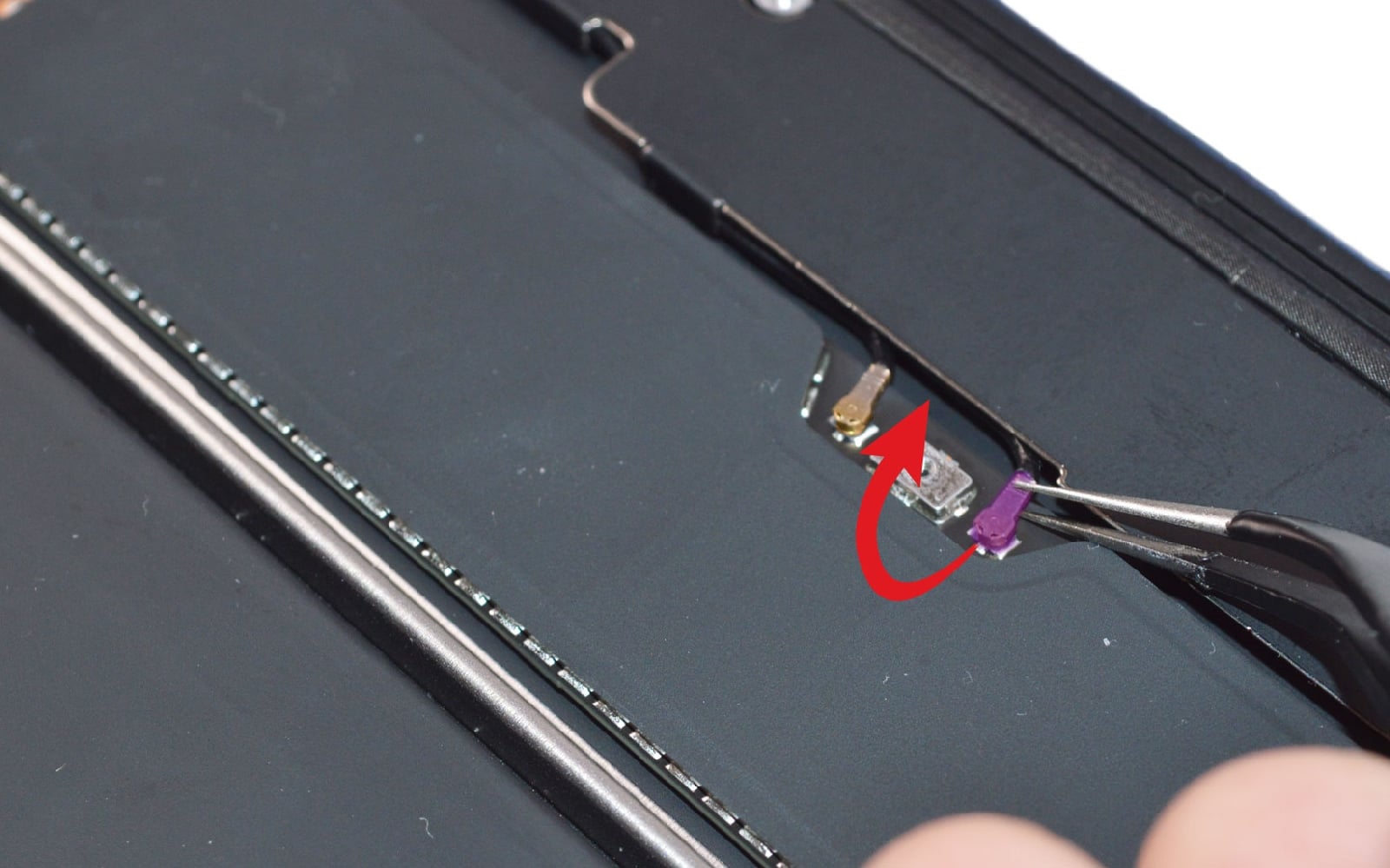 Comment changer l'écran sur Macbook Neo 13 pouces photo 3