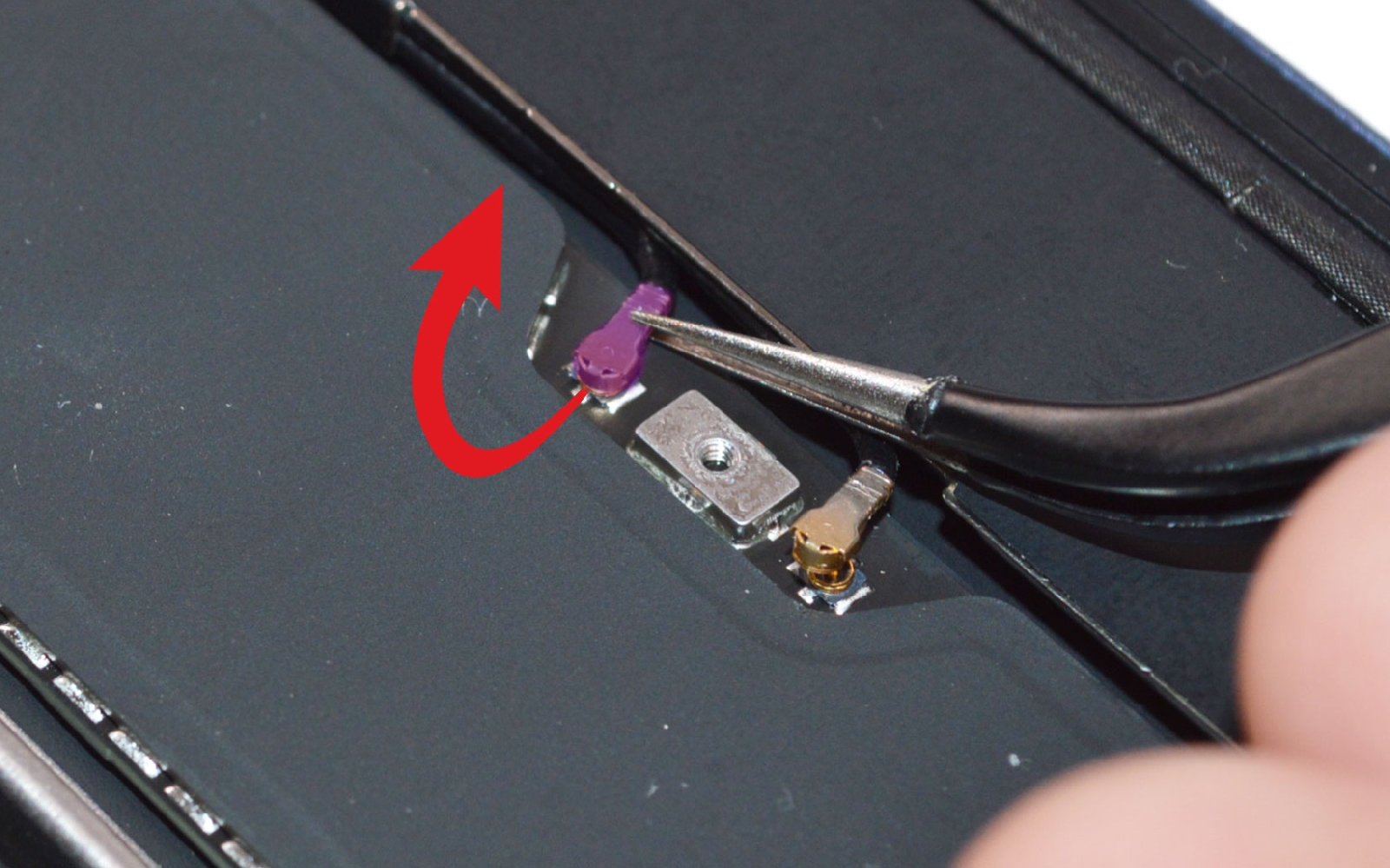 Comment changer l'écran sur Macbook Neo 13 pouces photo 4