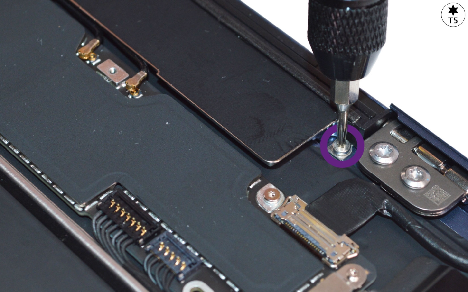 Comment changer l'écran sur Macbook Neo 13 pouces photo 3