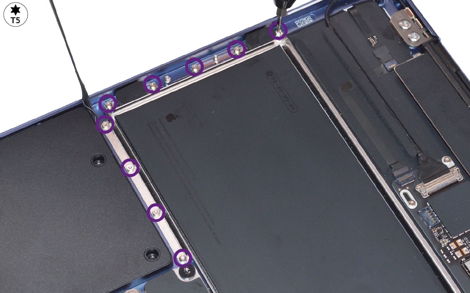 Comment changer la batterie sur Macbook Neo 13 pouces photo 1