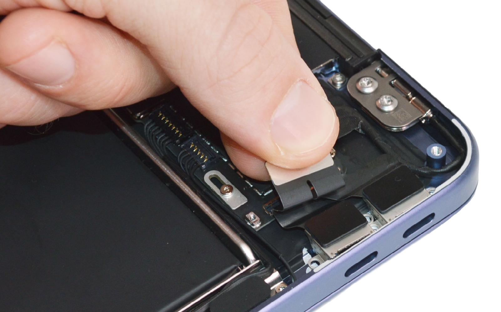 Comment changer les ports de charge USB-C sur Macbook Neo 13 pouces photo 2