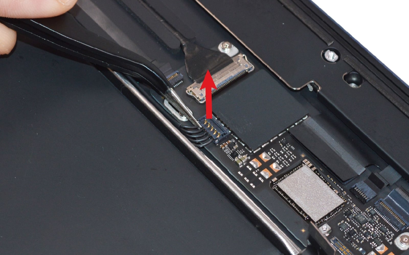 Comment changer les haut-parleurs et la prise jack sur Macbook Neo 13 pouces photo 1