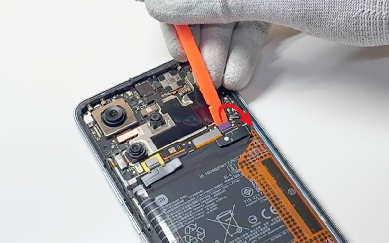 Comment changer le bloc écran sur Redmi Note 13 Pro+ photo 1