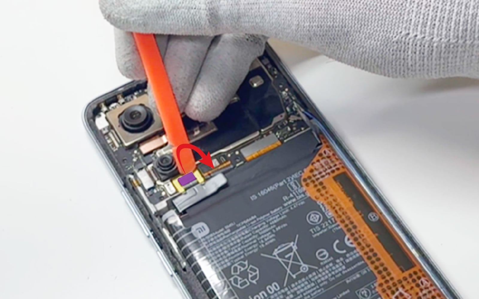 Comment changer le connecteur de charge sur Redmi Note 13 Pro Plus photo 2