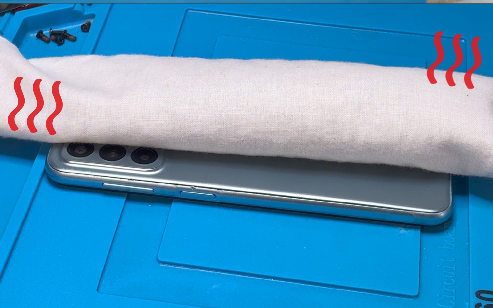 Comment changer le connecteur de charge sur Galaxy M23 photo 1